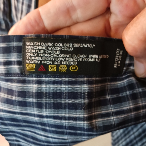 NAUTICA MENS Wrinkle Resistant Cotton Long Sleeve Shirt Size 16 32/33 - Picture 5 of 8